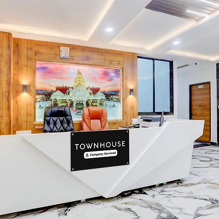 Super Townhouse Ambaji Formerly Hotel Kardhar Inn מראה חיצוני תמונה