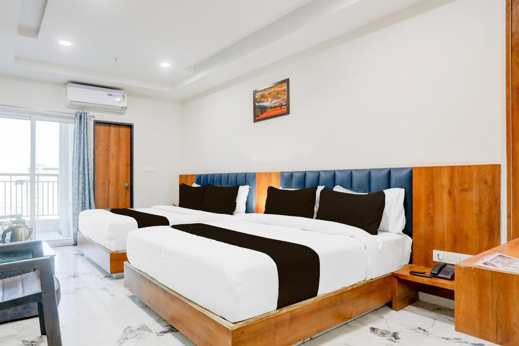 Super Townhouse Ambaji Formerly Hotel Kardhar Inn מראה חיצוני תמונה