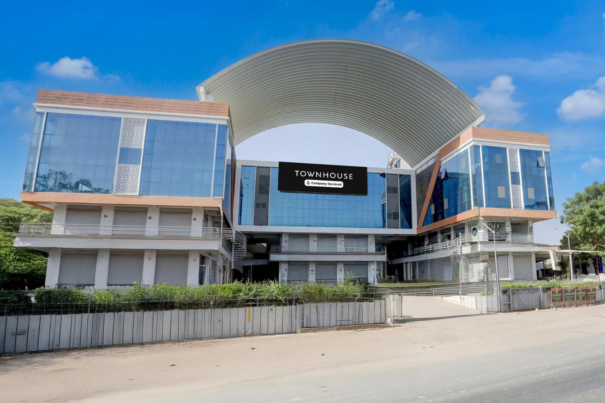 Super Townhouse Ambaji Formerly Hotel Kardhar Inn מראה חיצוני תמונה