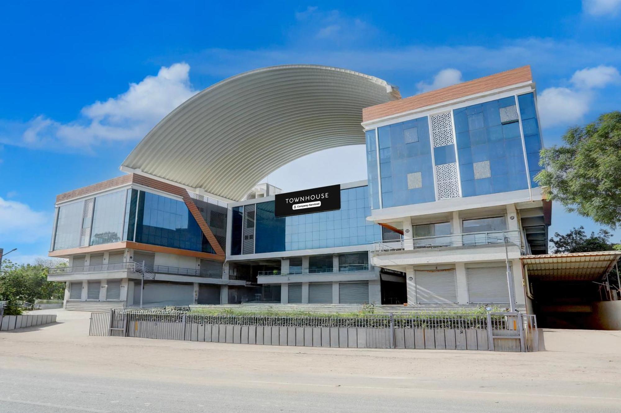 Super Townhouse Ambaji Formerly Hotel Kardhar Inn מראה חיצוני תמונה